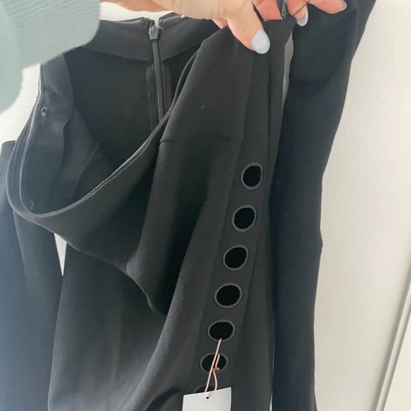 Cult Gaia Capri Maxi Dress Black Off-the-shoulder Cut-out Detachable Long Sleeve - Picture 10 of 14